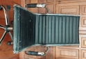 Informtica - silla de escritorio econometra negra con tapizado de cuero sinttico - En Venta