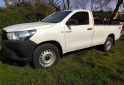 Camionetas - Toyota Hilux 4x4 cabina simple 2017 Diesel 180000Km - En Venta