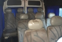 Utilitarios - Renault 2005 minibus 2005 Diesel 400000Km - En Venta