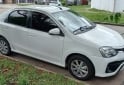 Autos - Toyota ETIOS SEDAN 2017 Nafta 110000Km - En Venta