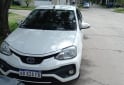 Autos - Toyota ETIOS SEDAN 2017 Nafta 110000Km - En Venta