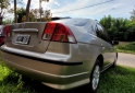 Autos - Honda Civic 2005 Nafta 215000Km - En Venta