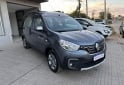 Utilitarios - Renault Kangoo 2024 Nafta 2700Km - En Venta