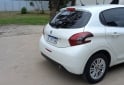 Autos - Peugeot 208 2018 Nafta 83000Km - En Venta