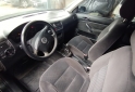 Autos - Volkswagen Golf 2004 Nafta 200000Km - En Venta