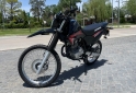 Motos - Honda TORNADO 250 2023 Nafta 197Km - En Venta