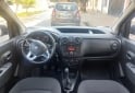 Utilitarios - Renault Kangoo 2022 Diesel 26800Km - En Venta