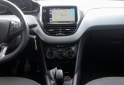 Autos - Peugeot 208 touchscreen 2015 Nafta 50000Km - En Venta