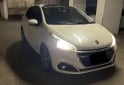 Autos - Peugeot 208 2017 Nafta 78000Km - En Venta