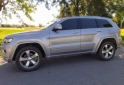 Camionetas - Jeep Grand cherokee overland v 2013 Nafta 96000Km - En Venta