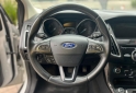 Autos - Ford FOCUS  Titanium 2016 Nafta 98000Km - En Venta