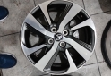 Accesorios para Autos - Llanta Toyota Yaris xls R16 original excelente estado - En Venta