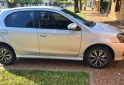 Autos - Toyota Etios xls 2021 Nafta 60000Km - En Venta