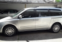 Camionetas - Kia Carnival 2.9 CRDI 2010 Diesel 140000Km - En Venta