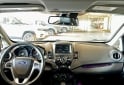 Autos - Ford Fiesta Titanium 2017 Nafta 30000Km - En Venta
