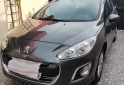 Autos - Peugeot 308 Allure Nav 2015 Nafta 118500Km - En Venta