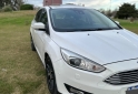 Autos - Ford Focus titanium 2017 Nafta 92000Km - En Venta