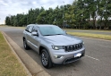 Camionetas - Jeep Grand Cherokee 2017 Nafta 112000Km - En Venta