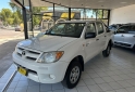 Camionetas - Toyota Hilux DX 2007 Diesel 300000Km - En Venta