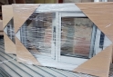 Hogar - Ventanas y ventiluces aluminio. Con rejas. - En Venta