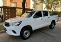 Camionetas - Toyota Toyota hilux permuto 2017 Diesel 200000Km - En Venta