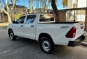 Camionetas - Toyota Toyota hilux permuto 2017 Diesel 200000Km - En Venta