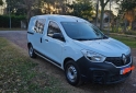 Utilitarios - Renault Kangoo emotion 5 asientos 2020 GNC 98000Km - En Venta