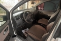 Autos - Volkswagen Suran 2011 Nafta 220000Km - En Venta