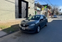 Autos - Renault Logan 2015 Nafta 80000Km - En Venta