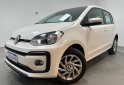 Autos - Volkswagen HIGH UP 5P 2017 Nafta 102858Km - En Venta