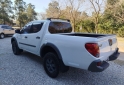 Camionetas - Mitsubishi MITSUBISHI OUTDOOR 4X4 2016 Diesel 110000Km - En Venta