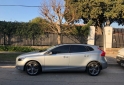 Autos - Volvo V40 2017 Nafta 80000Km - En Venta