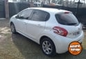 Autos - Peugeot 208 2015 Nafta 144000Km - En Venta