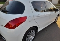 Autos - Peugeot 308 active 2015 Nafta 130000Km - En Venta