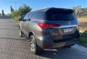 Camionetas - Toyota SW4 SRX 2017 Diesel 100000Km - En Venta