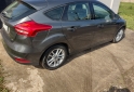 Autos - Ford Focus SE MT. 5 ptas. 2017 Nafta 111111Km - En Venta