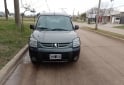 Utilitarios - Peugeot Partner 2011 Nafta 200000Km - En Venta