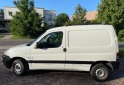 Utilitarios - Peugeot Partner Confort 1.6 HDI 2011 Diesel 270000Km - En Venta