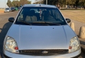 Autos - Ford FIesta 2004 Nafta 300000Km - En Venta