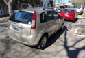 Autos - Ford Fiesta Edge plus MP3 2008 Nafta 119000Km - En Venta