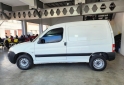 Utilitarios - Peugeot Partner Confort 1.4 2011 Nafta 170000Km - En Venta