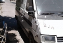 Utilitarios - Renault trafic 1999 Diesel 200000Km - En Venta