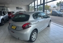 Autos - Peugeot 208 Active 2017 Nafta 75000Km - En Venta