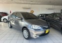 Autos - Toyota Etios XLS 2014 Nafta 100000Km - En Venta