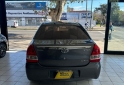 Autos - Toyota Etios XLS 2014 Nafta 100000Km - En Venta