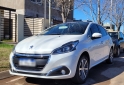 Autos - Peugeot 208 Feline 2018 Nafta 79000Km - En Venta