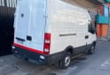 Utilitarios - Iveco Daily furgon 10m3 2018 Diesel 57000Km - En Venta