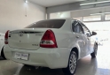 Autos - Toyota Etios 2015 GNC 120000Km - En Venta