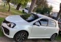 Autos - Toyota Etios pack 2023 Nafta 250Km - En Venta