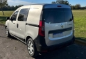 Utilitarios - Renault Kangoo 5 Asientos 2024 Nafta 5400Km - En Venta